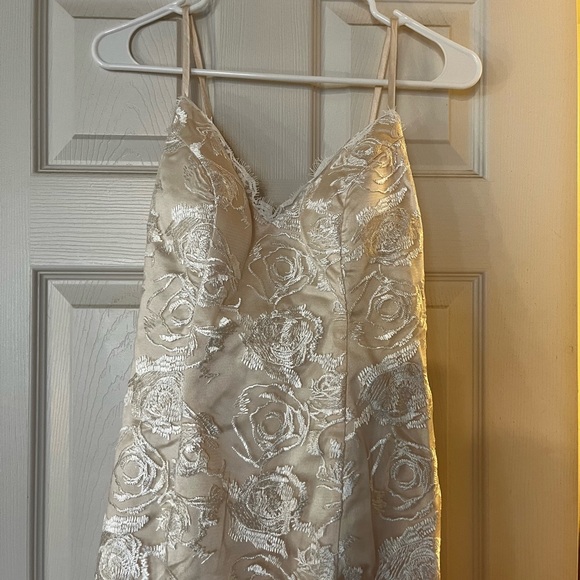 COPY - Women’s Lace Mermaid Wedding Dress for Bride - Picture 10 of 15